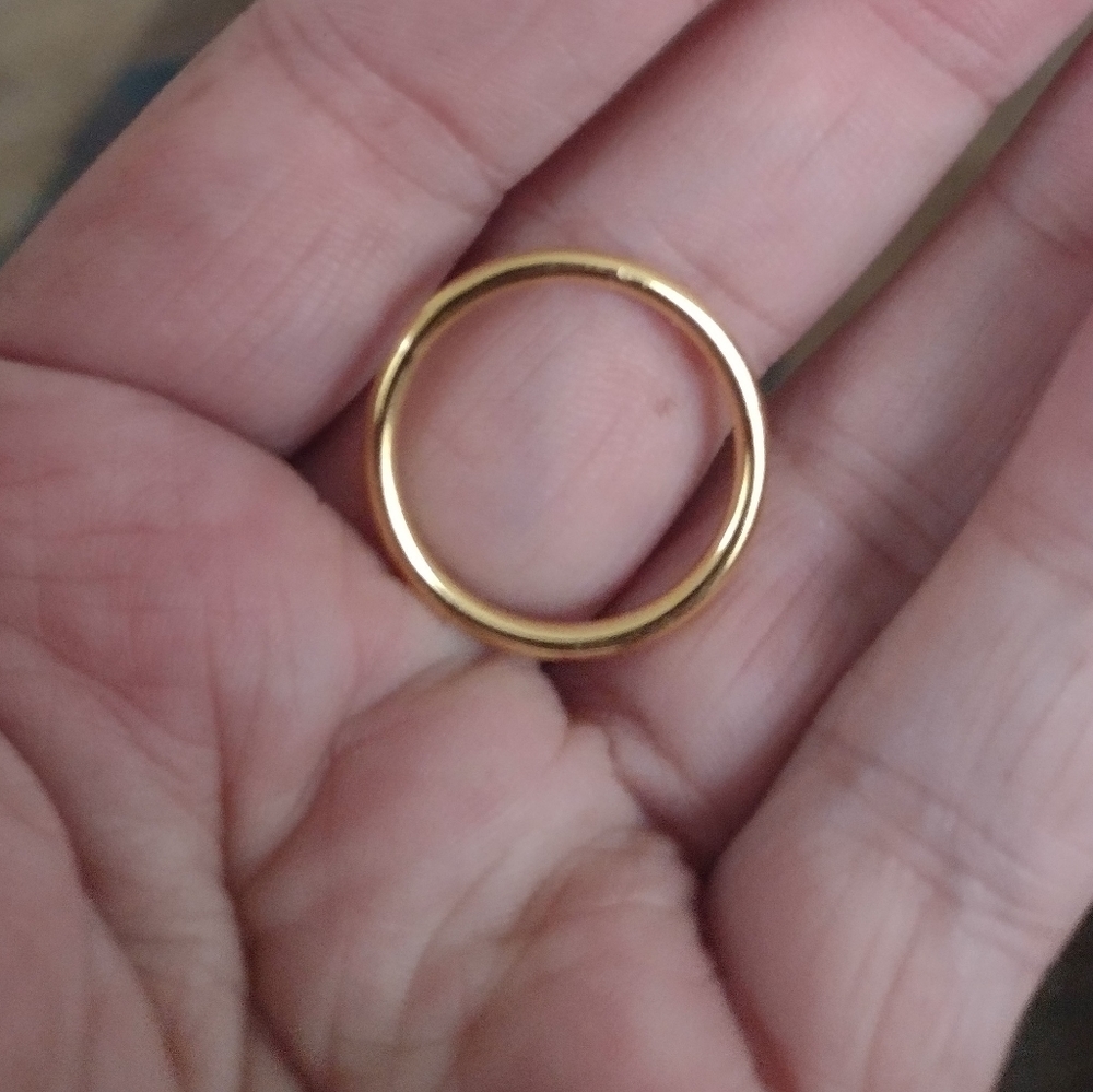 Estate Sale Treasure - 24K Gold Rounded Wedding Band (7)